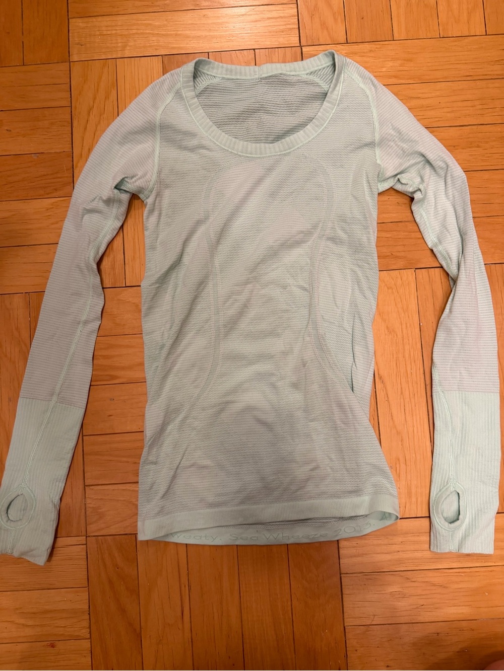 lululemon swiftly scoop neck seawheeze size 4